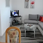 Apartamento Lora *