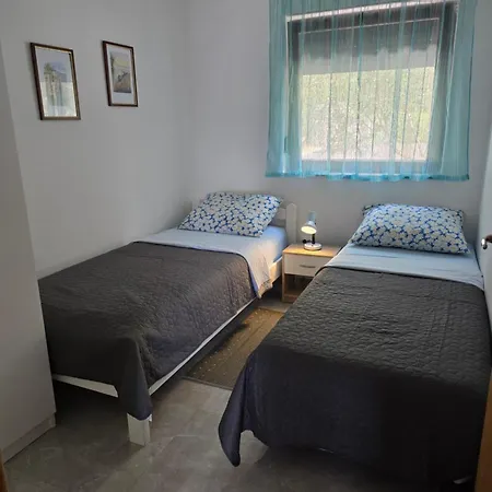 Lora Apartamento *