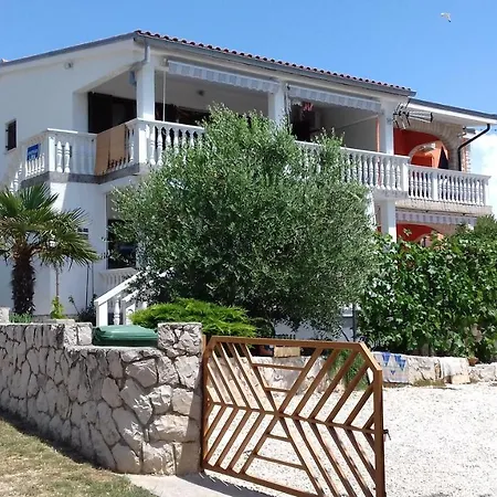 Apartment Lora Vir