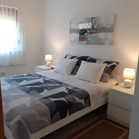 Apartment Lora