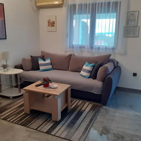 Lora Apartamento *