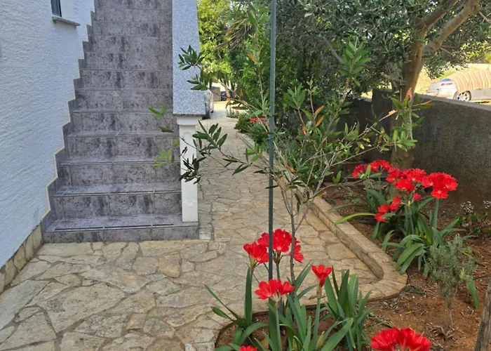 Apartamento Lora Vir