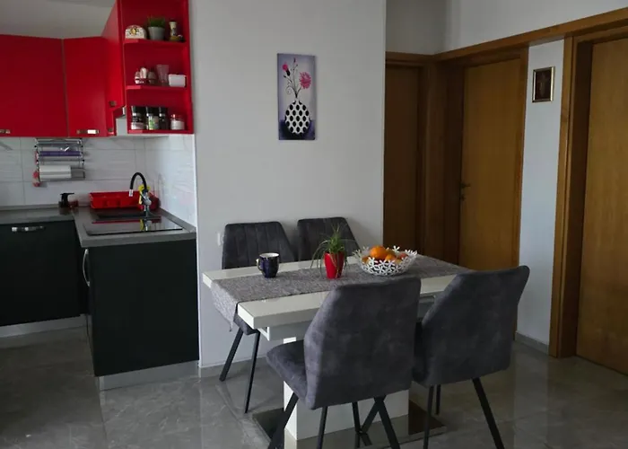 Apartamento Lora Vir